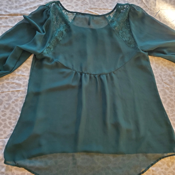 🤘3 For $20🤘 Maurices Long Sleeve Top - Picture 2 of 3